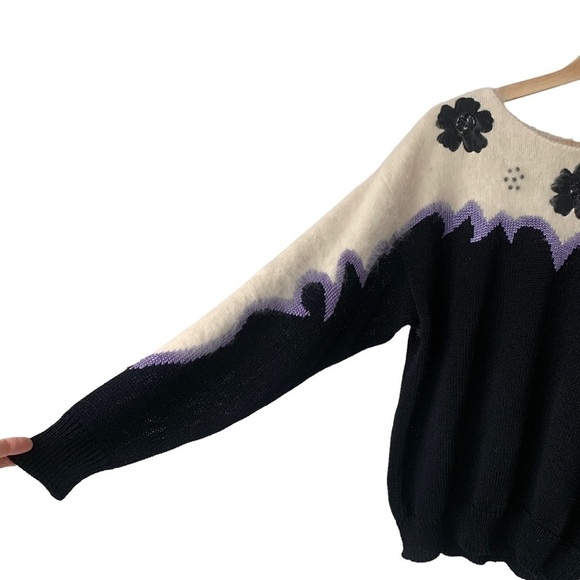 Vintage Lara Ferrante Angora Sweater Faux Leather Flowers Sequins Black Purple L - Picture 5 of 11